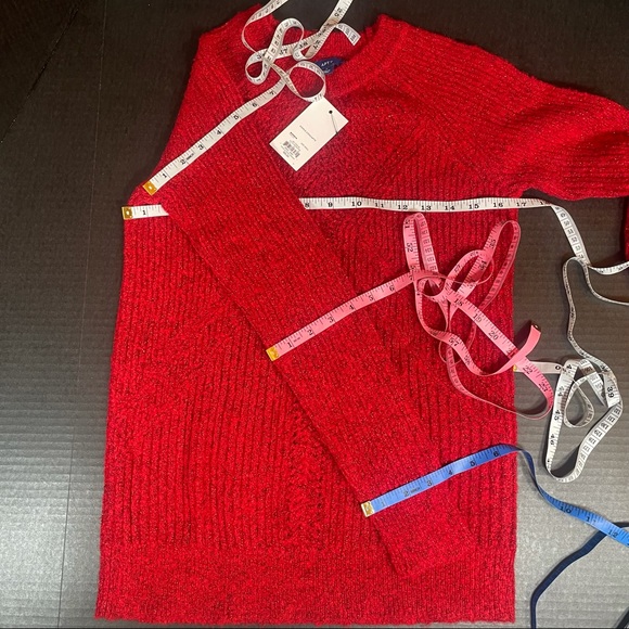 Holiday Apt. 9 Pointelle Metallic Crewneck Sweater Small Figure Hugging stretch - Picture 10 of 10